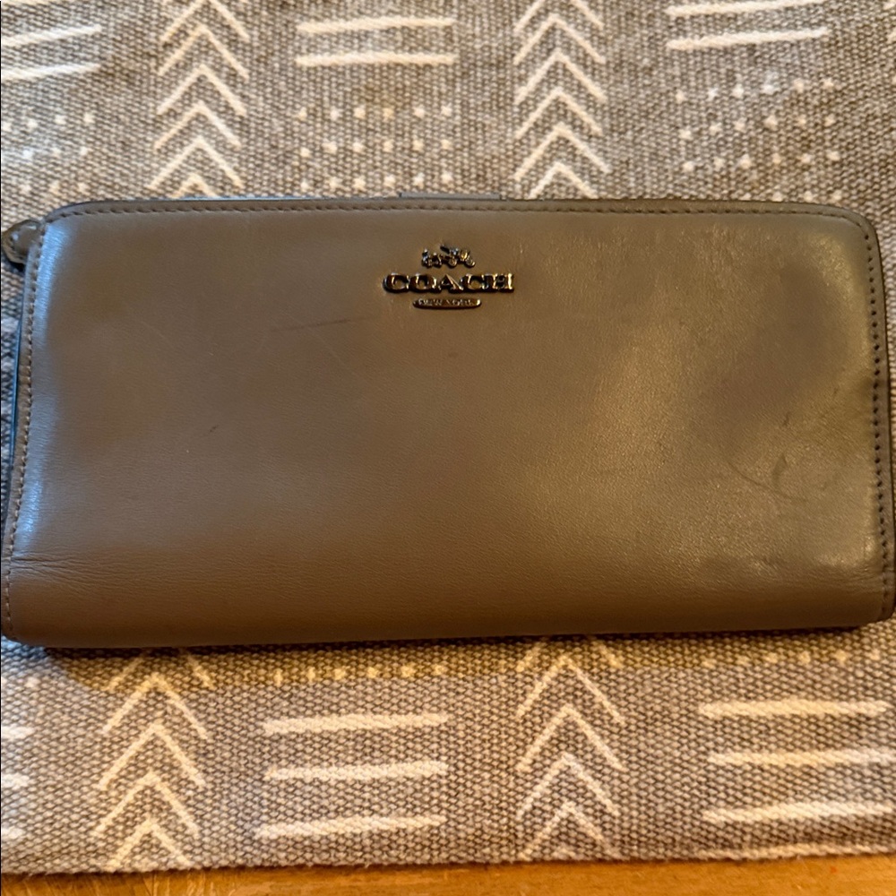 Coach Gray Leather Women’s  Wallet